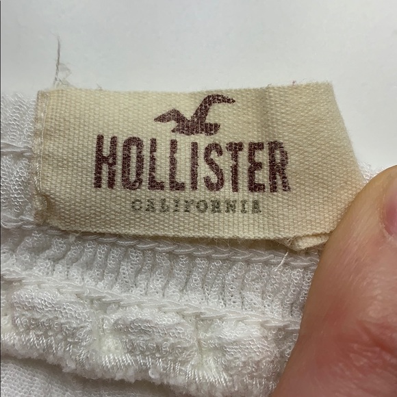 Hollister M off the shoulder flowey shirt - Picture 3 of 5